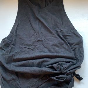 Lululemon tie and go tank